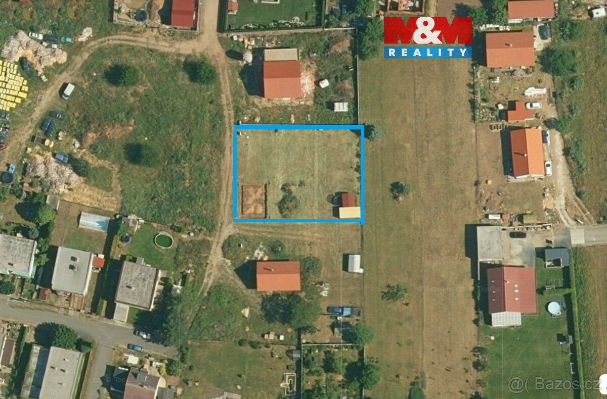 Prodáme stavební pozemek 996 m2 v Horních Beřkovicích. Pozem
