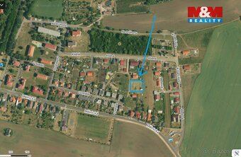 Prodáme stavební pozemek 996 m2 v Horních Beřkovicích. Pozem