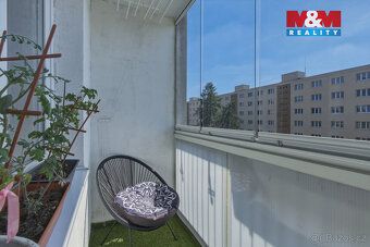 Nabízíme k prodeji velmi pěkný a udržovaný byt o dispozici 3