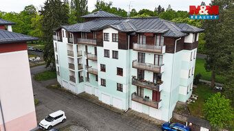 Nabízíme k pronájmu prostornou garáž o velikosti 21,9 m² v a
