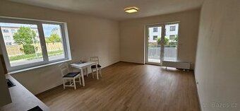 Nabízíme Vám pronájem bytu 1+1 50 m2 v obci Bělušice.
Byt se