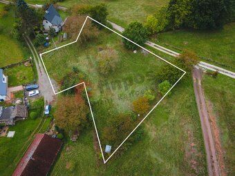 Nabízíme k prodeji stavební pozemek o rozloze 1801 m² v male