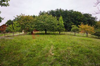 Nabízíme k prodeji stavební pozemek o rozloze 1801 m² v male