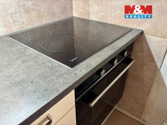 Nabízíme k prodeji družstevní byt 1+kk o velikosti 33 m², kt