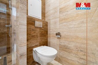 Nabízíme k prodeji prostorný a světlý byt o dispozici 3+1 s 