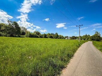 Nabízíme k prodeji stavební pozemek o výměře 1 731 m² v klid