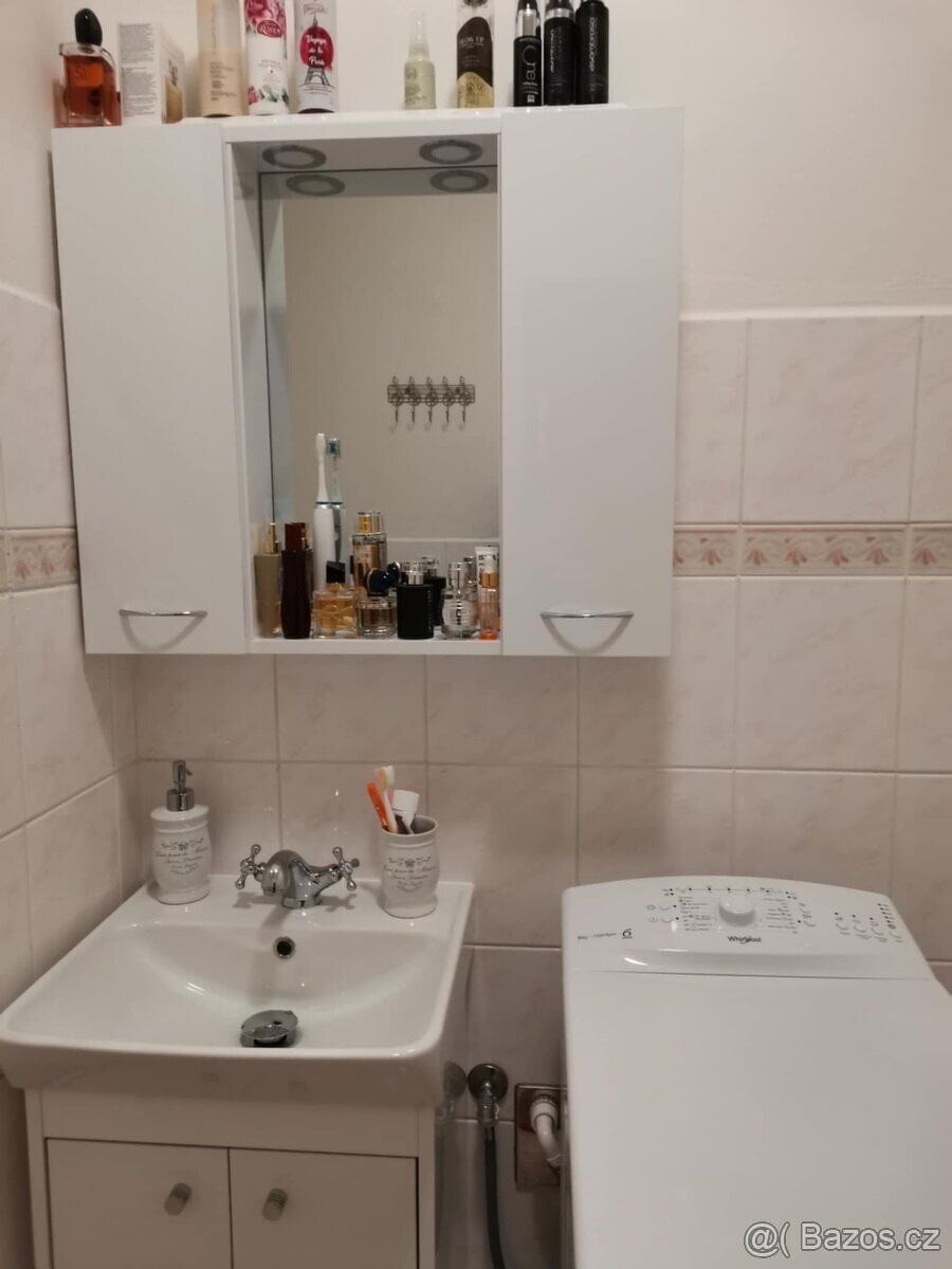 Prodej bytu v OV 2+1 s balkonem Česká Lípa Ant.Sovy. Velice 