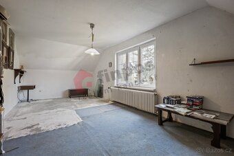 Nabízíme Vám ke koupi rodinný dům v obci Řeka, který spojuje