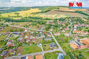 Prodej stavebního pozemku 1180 m² v obci Drnovice, okres Bla