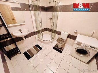 Nabízíme nenáročné bydlení v bytě 1+1 o velikosti 34m² v pří