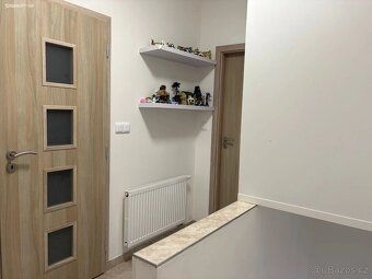 Nabízíme ke koupi moderní cihlový rodinný dům o dispozici 3+