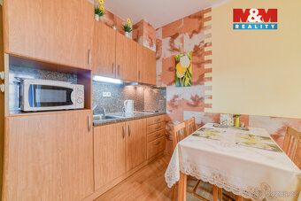 Nabízíme k prodeji útulný ateliér o výměře 28 m² situovaný v