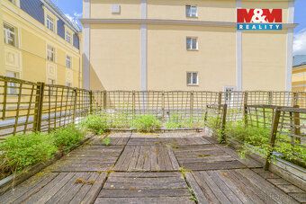 Nabízíme k prodeji útulný ateliér o výměře 28 m² situovaný v