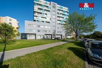 Nabízíme k pronájmu atraktivní byt 2+kk o užitné ploše 75 m²