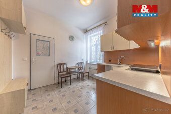 Byt 2+1 o obytné ploše 47 m² (celkem 61 m² včetně sklepa a p