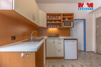 Byt 2+1 o obytné ploše 47 m² (celkem 61 m² včetně sklepa a p