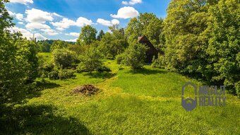 Ev.č. 06923 Téměř 3 000 m² soukromí na úpatí Jizerských hor.