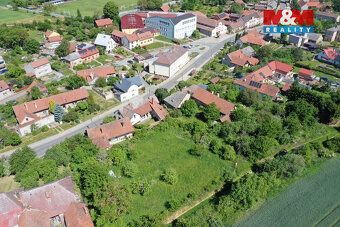 Nabízíme k prodeji slunný pozemek k bydlení o výměře 1 545 m
