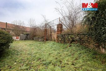 Nabízíme k prodeji slunný pozemek k bydlení o výměře 1 545 m