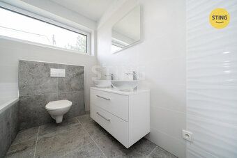 Nabízíme k prodeji novostavbu řadového domu o dispozici 4+kk