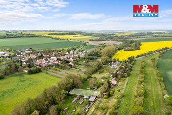 Toužíte po vlastním místě pro chatu, tiny house nebo rekreač