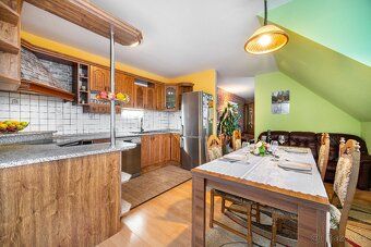 Nabízíme Vám ke koupi rodinný dům, 1033 m², v katastrálním ú