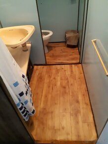 Pronajmu byt 1+kk o velikosti 20 m2. Nachází se ve 3.patře v