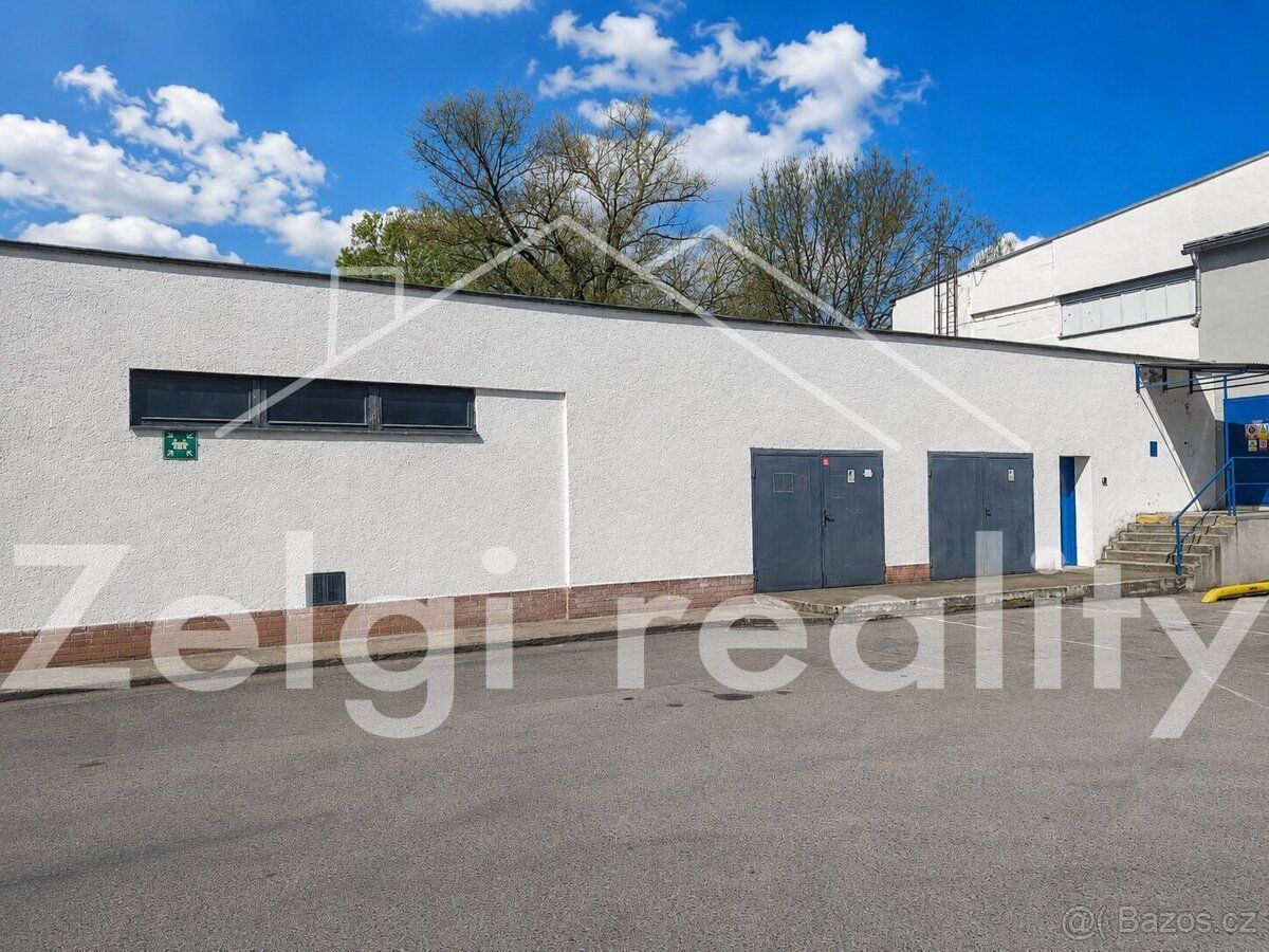 Nabízíme k pronájmu skladovací prostor o výměře 112 m² v Bře