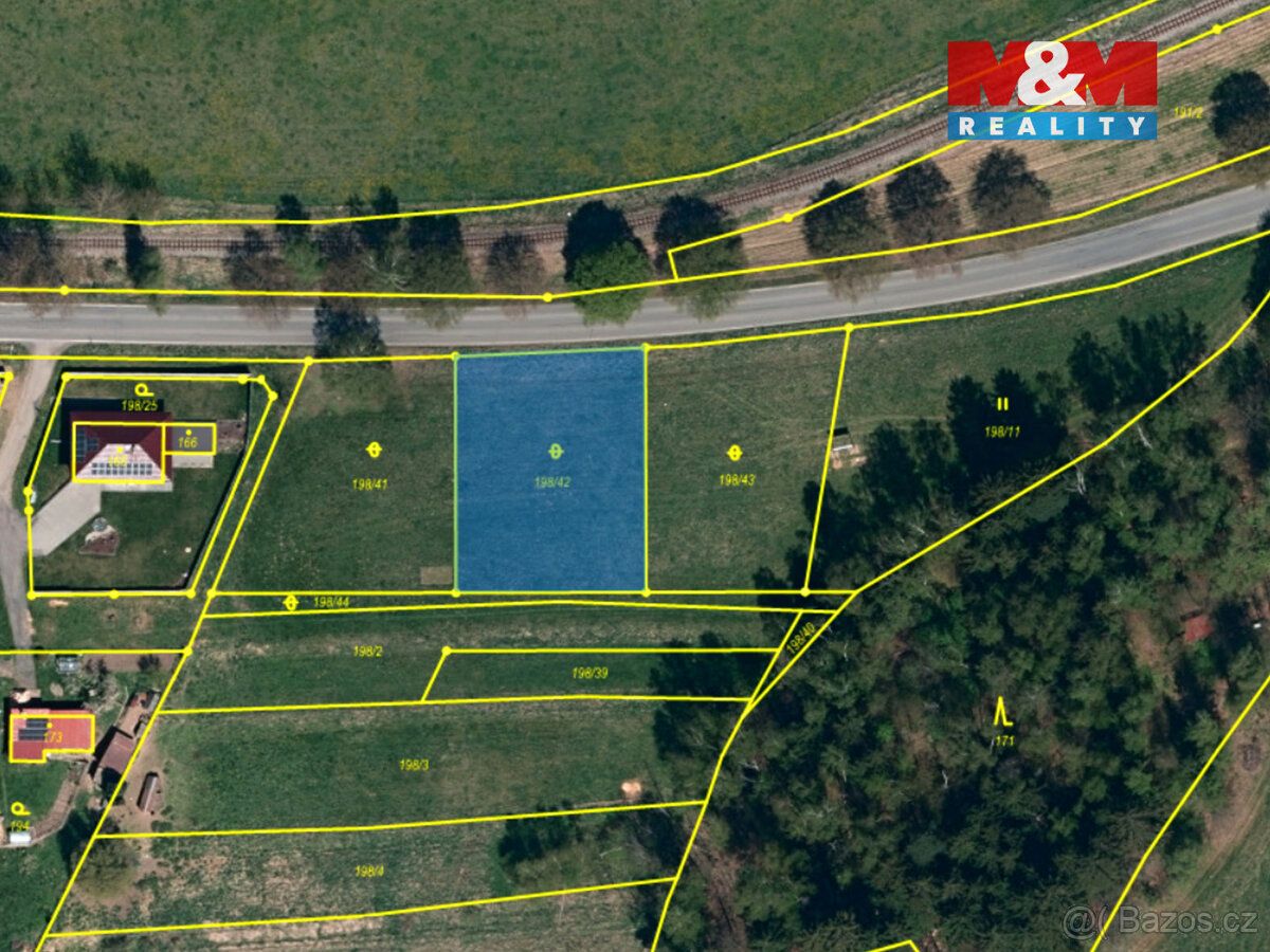 Nabízíme k prodeji stavební pozemek o výměře 1 118 m² v obci