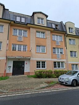 Nabízím k prodeji DB 1+1, 45 m2 v Aši. Byty v domě přejdou b