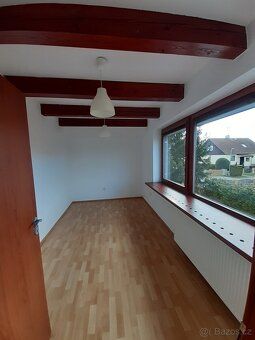 Nabízím dlouhodobý pronájem rodinného domu 3+kk v klidné lok