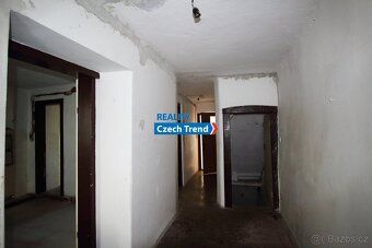 Ev.č. 02934 Pokud hledáte rodinný dům s potenciálem a hospod