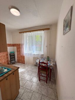 Pronajmu byt 2+1, 52 m2 na přízemí v Sadové ul. 10 v Aši. By