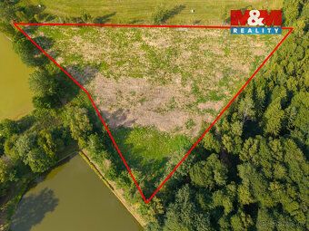 Nabízíme na prodej pozemek o výměře 13.846m2 v katastrálním 