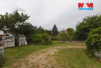 Nabízíme k prodeji samostatně stojící rodinný dům v klidné č