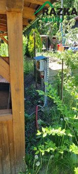 Prodej zahrady 470 m² s podsklepenou chatou, pergolou a zahr