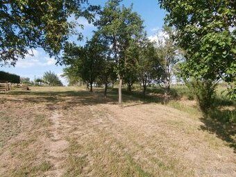 Exkluzivně Vám nabízíme ke koupi stavební pozemek v obci Pru