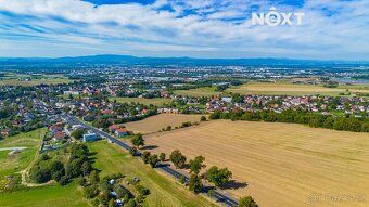Nabízíme k prodeji pozemek o celkové výměře 6 520 m² v katas