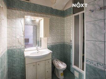 Nabízíme k prodeji dům z roku 1800, který se nachází na ulic