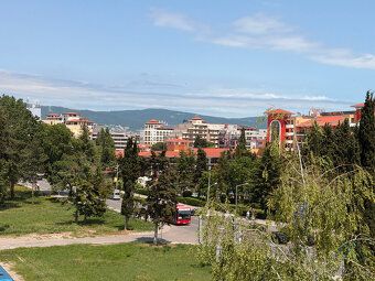 Relax Properties nabízí k prodeji velmi pěkný a dobře udržov