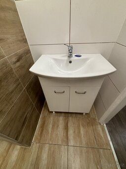 Pronájem nově zrekonstruovaného prostoru o výměře 37 m2 v př