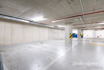 Nabízíme k dlouhodobému podnájmu světlý byt 2+kk o výměře 52