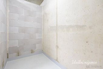 Nabízíme k dlouhodobému podnájmu světlý byt 2+kk o výměře 52