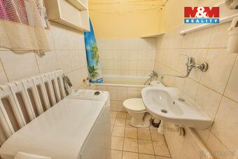 Nabízíme k prodeji byt 2+1 o velikosti 65 m² v atraktivní lo