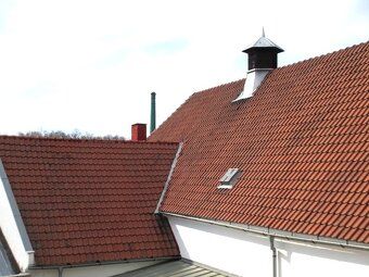 Investice i bydlení - Možnosti využití celé budovy: Obchody,