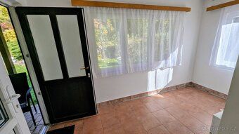 Nabízím pronájem bytu v rodinném domě s terasou a se zahrado
