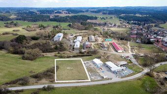 Prodám stavební pozemek se zahradou 5 km od Třebíče v obci K