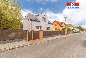 Nabízíme k prodeji byt 1+1 o velikosti 35 m2 v přízemí rodin