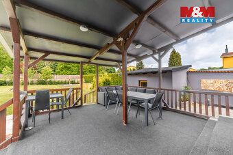 Nabízíme k prodeji byt 1+1 o velikosti 35 m2 v přízemí rodin