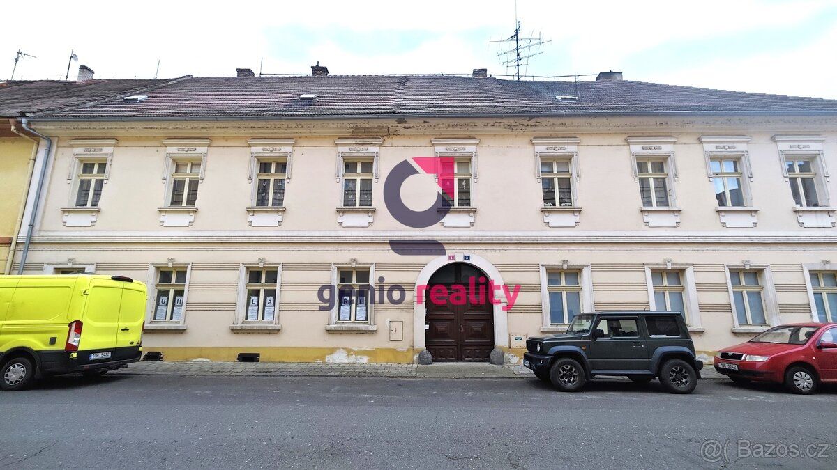 Pronájem bezpečného skladu 70 m² s garancí stability, Terezí